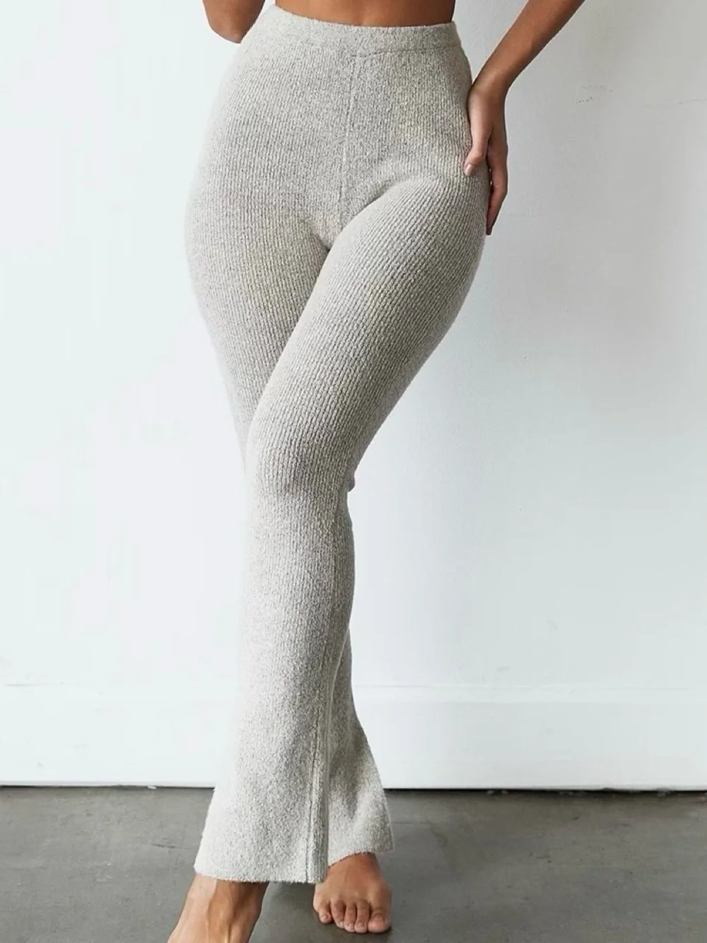Grey Ribbed Knit Pants✨ - Picture 1 of 6